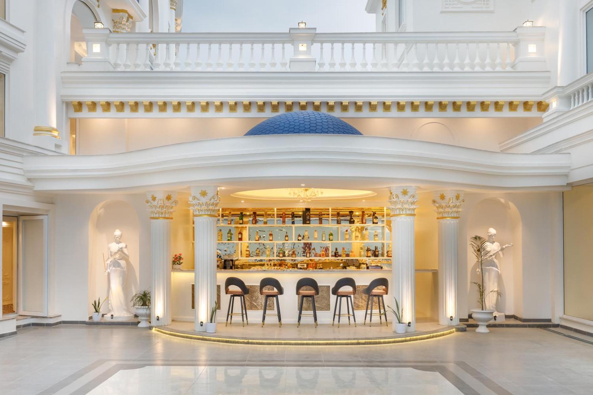 Le Glamour Resort & Wellness Spa 포카라 외부 사진