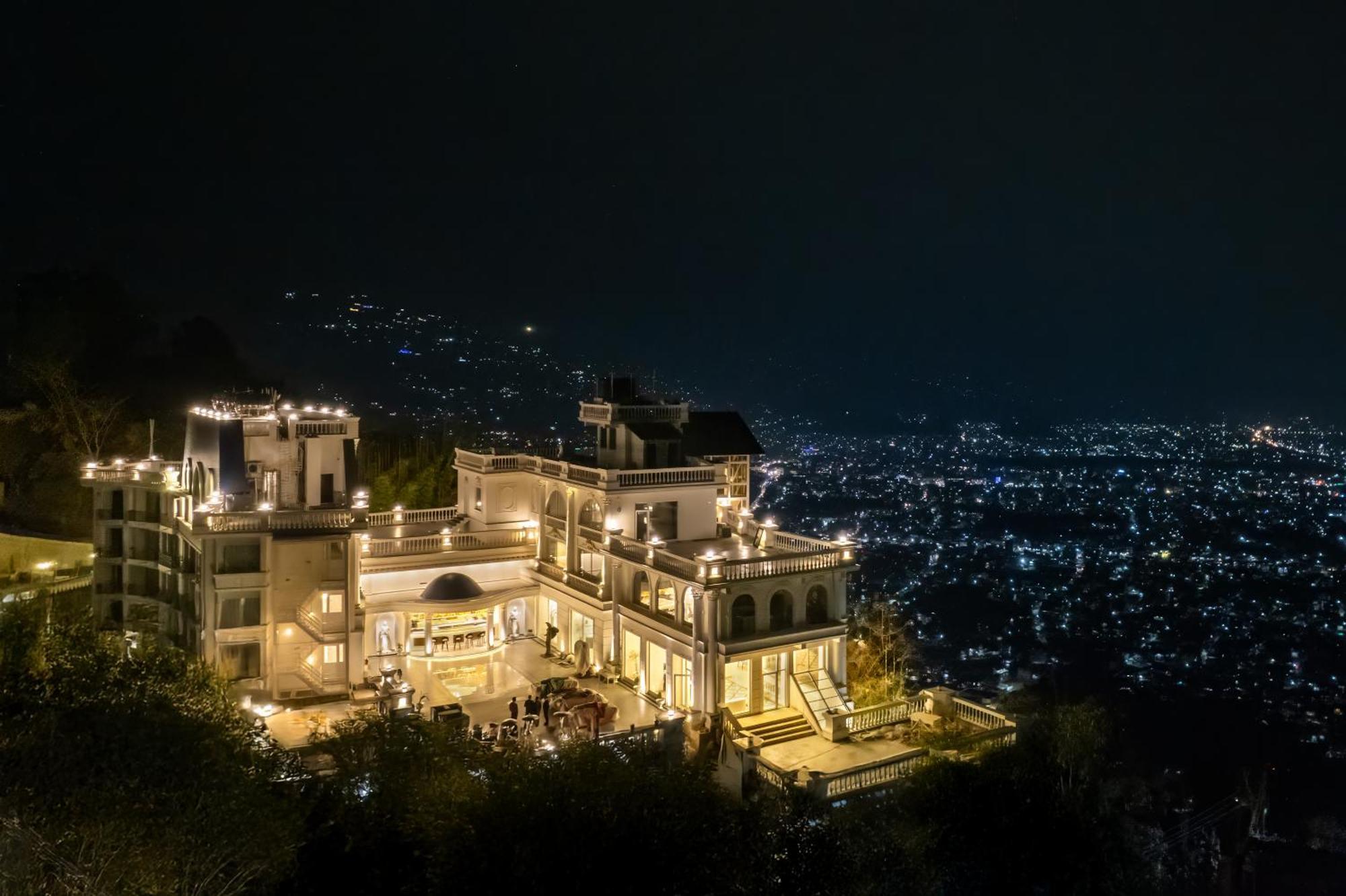 Le Glamour Resort & Wellness Spa 포카라 외부 사진