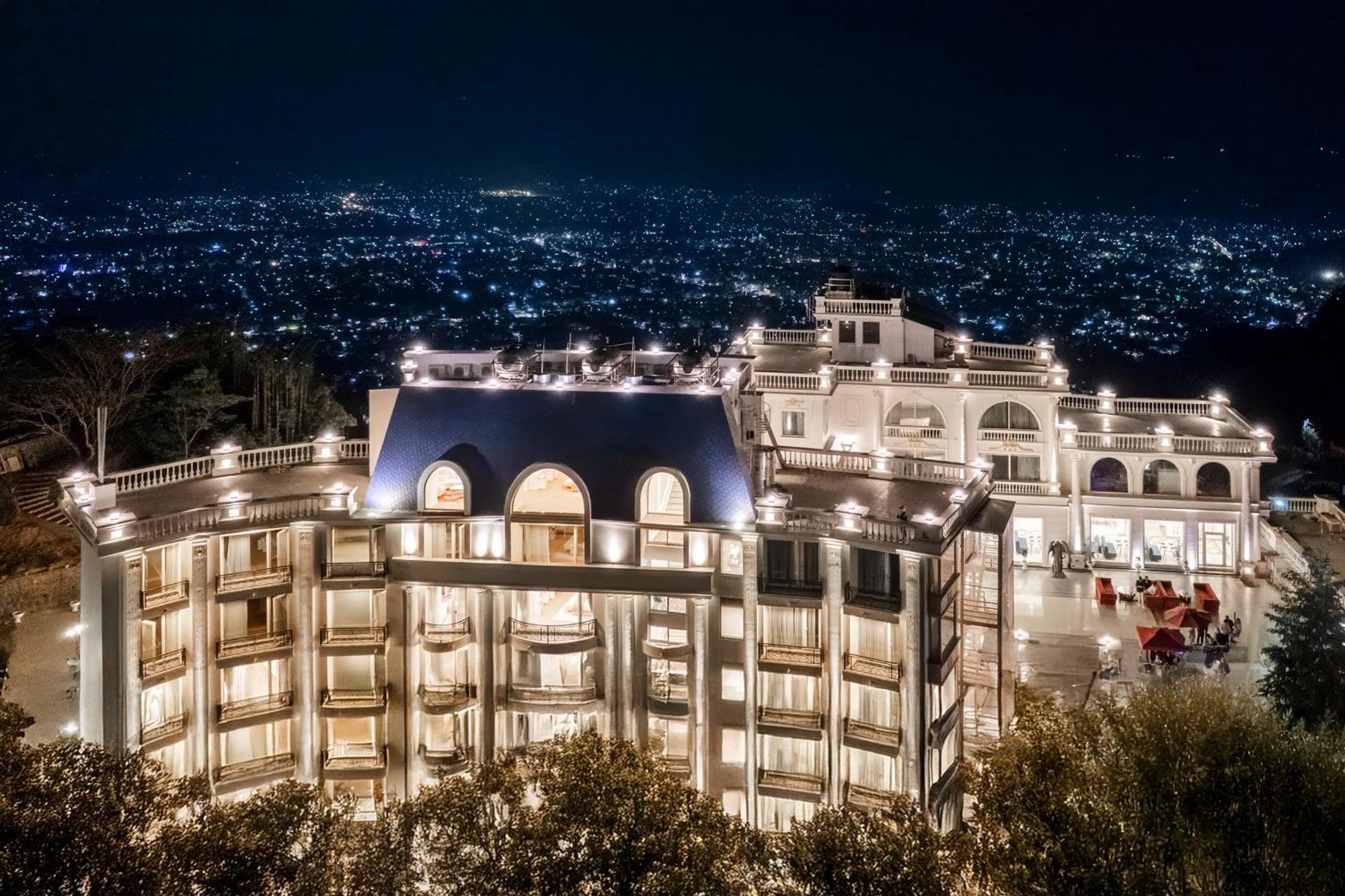 Le Glamour Resort & Wellness Spa 포카라 외부 사진